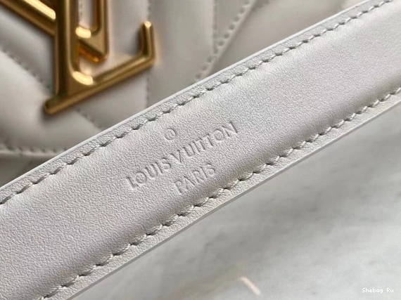 NEW VUITTON CHAIN BAG WAVE LOUIS 0820